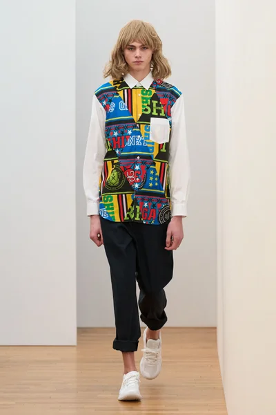 Look 12